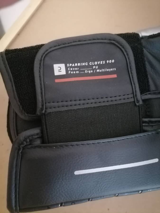 OUTSHOCK Boxing Sparring Gloves 900 - Size_Weight / 16 Oz - Black/Silver - Advanced Boxing Gear