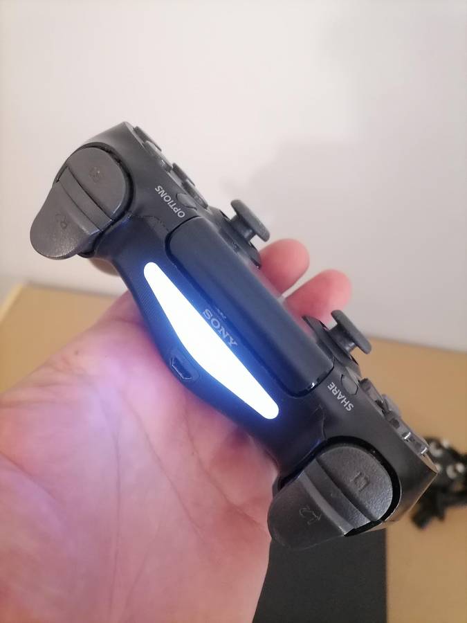 Sony PS4 Console - 500 GB with Controller