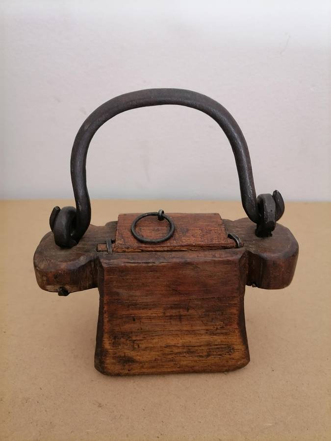 ANTIQUE HANDMADE WOODEN OIL POT VERY RARE