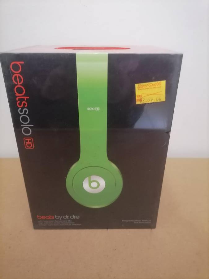 Beats by Dre HD headphones Green - BRAND NEW