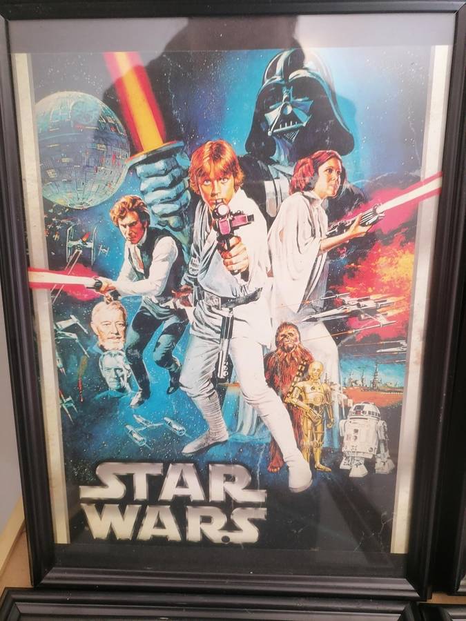 MASSIVE ORIGINAL STAR WARS BUNDEL - 1 Bladebuilders Force Master Lightsaber MULTI-COLORED - 6 FRAMED