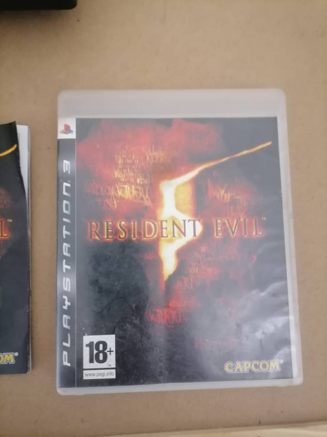 PS3 BUNDLE -  CONSOLE 320 GB WITH REMOTE, CAMERA, MOVE ATTACHMENTS WITH GAME - 100% WORKING