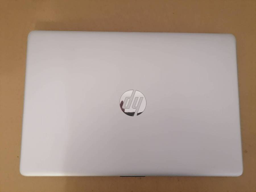 HP 15 MODEL - i7-8565U - 512 SSD + 2TB HDD - NVIDIA® GeForce® MX250 4GB - 20 GB RAM - WIN 10 PR