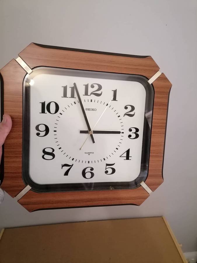 Jual Jam dinding Seiko Quartz QA009B Wall Clock Made in Japan - AMAZING CONDITION - 100% WORKING