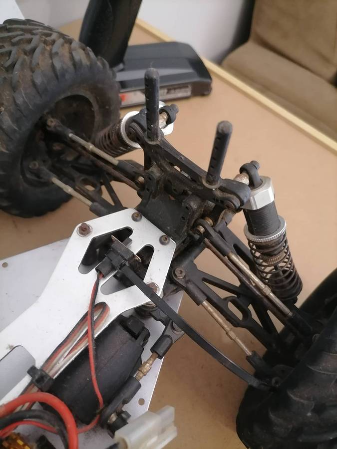 VRX Truggy XXX Sword Off Road 1/10 with Metal Frame, Brush Motor RC-550 Radio