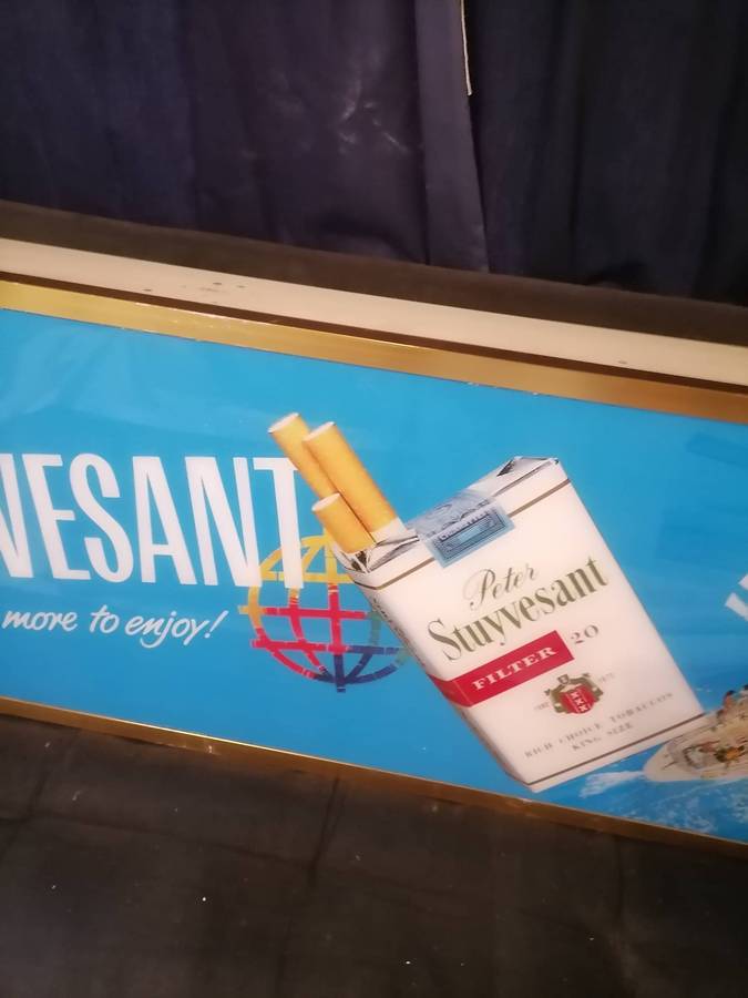 1970'S Vintage Peter Styvesant Cigarette Dispenser Light Box - 1550 CM L X 470 CM H X 145 CM B