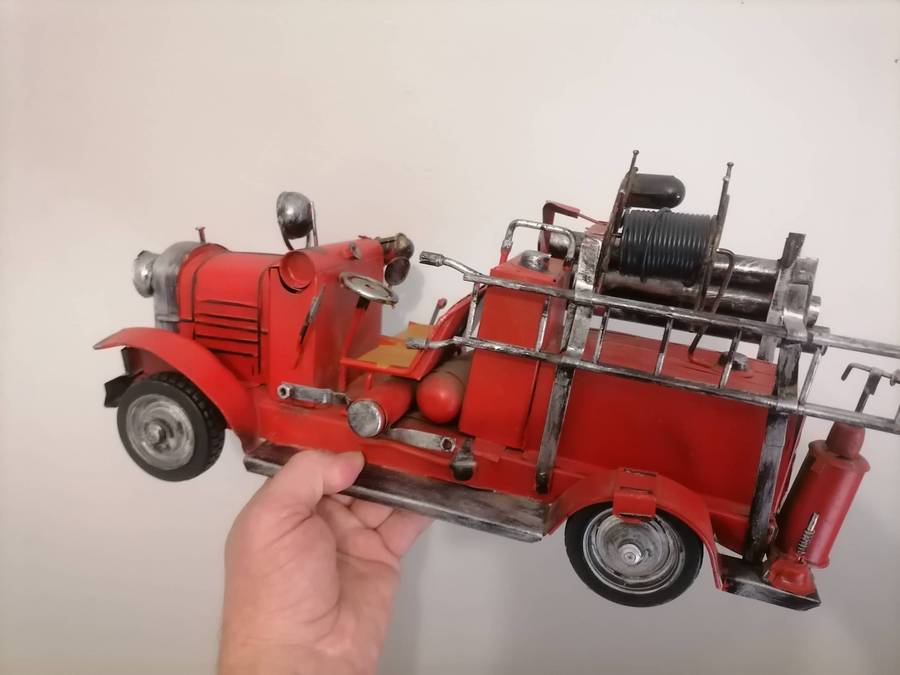 Fire Engine TRUCK Handmade Vintage Metal - 39 CM L X 14 CM B X 18 CM H