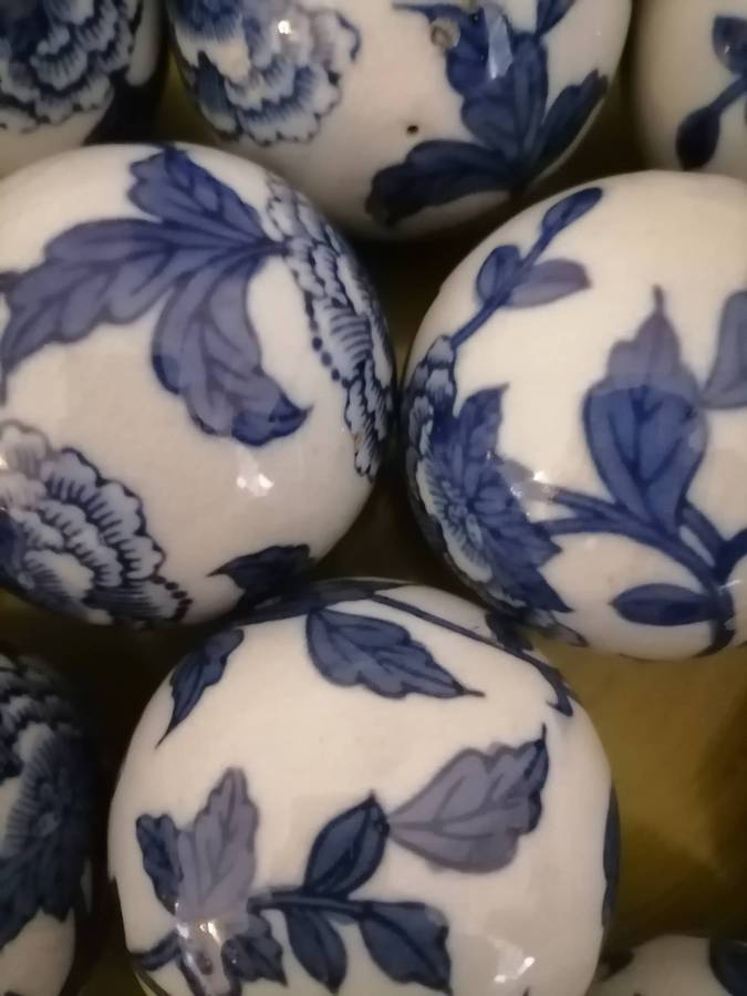 11 X Vintage Ceramic Carpet Ball, Dark Blue Floral and White