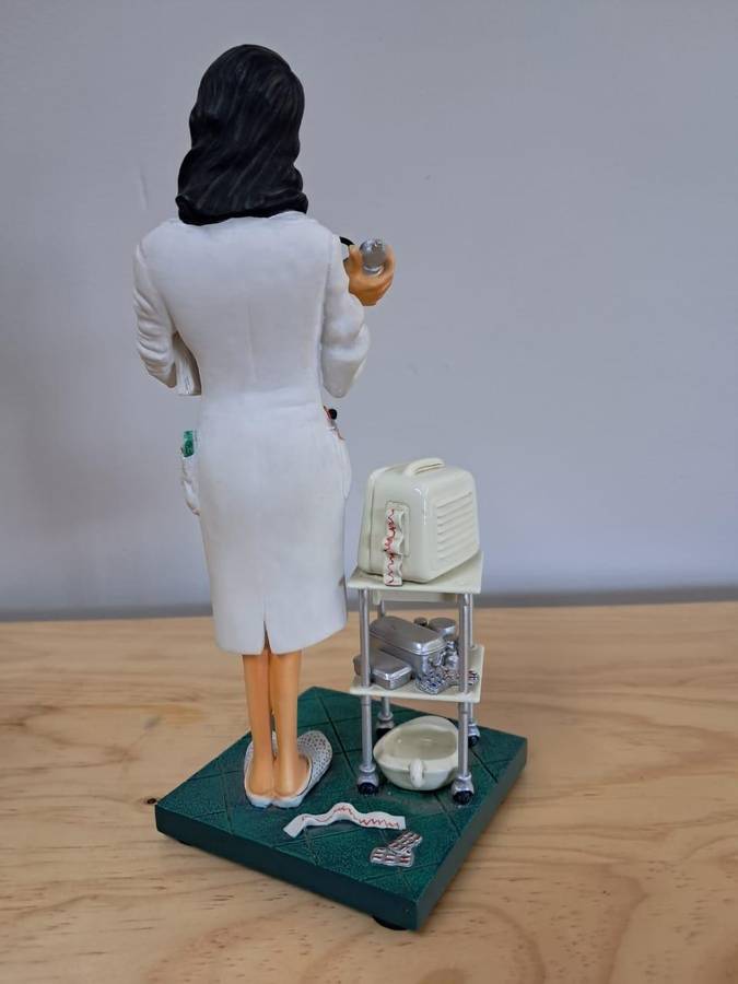 Madam Doctor Small  Forchino (Comic Art of Guillermo Forchino)