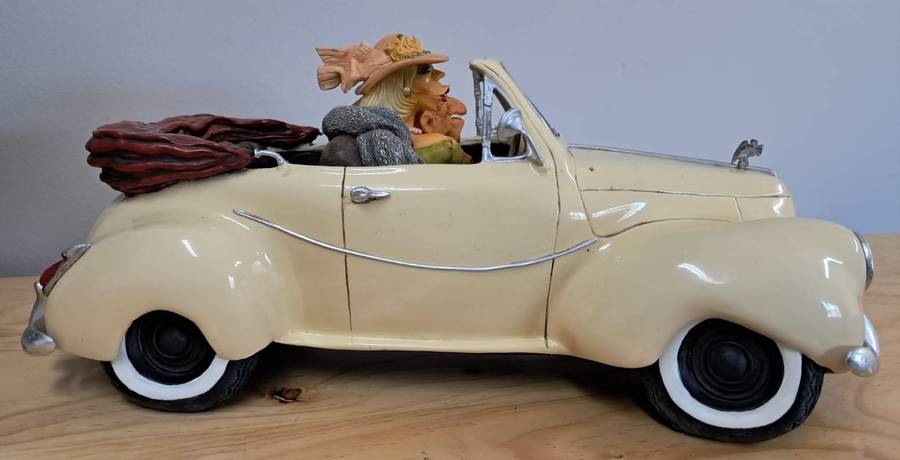 Comic Art of Guillermo Forchinos - My New Fiance