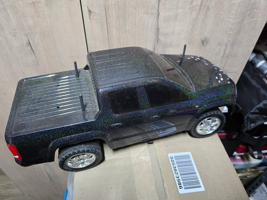Tamiya - 1:10 VW Amarok - Built and Ready to run - sold with Controller