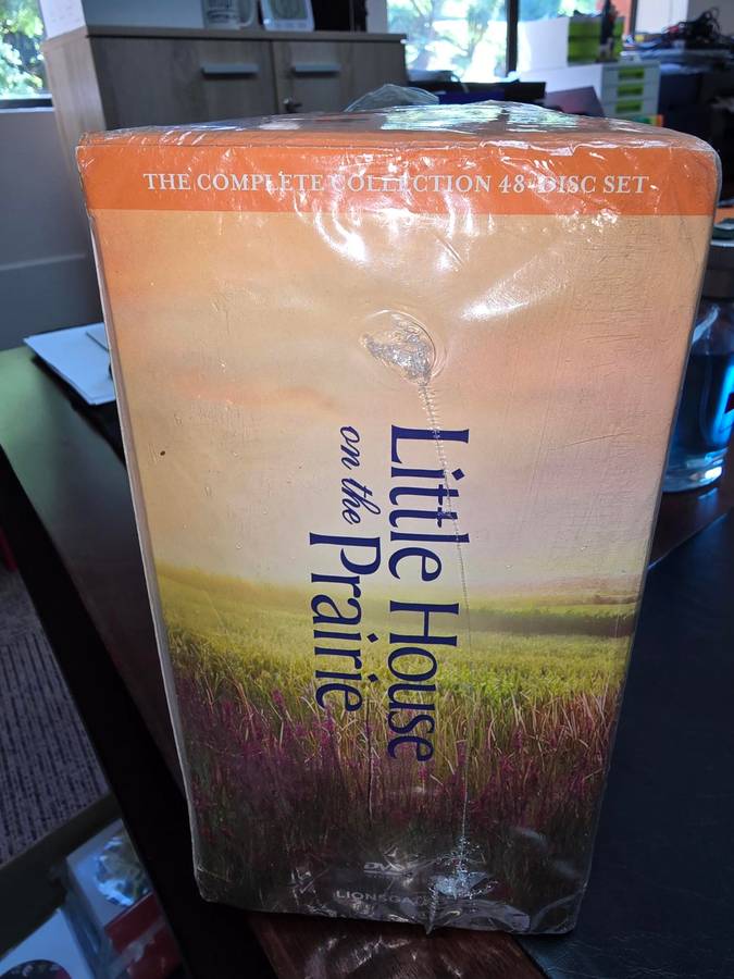 Little House on the Prairie - Complete Boxset (Brand new - but outer packaging damaged in transit)