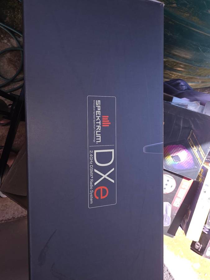 Spektrum 1000 DXe Transmitter System with AR610 Receiver