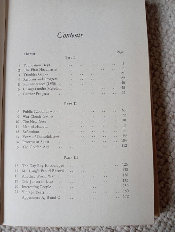 SIGNED BOOKS ON AUCTION TODAY   VERY SCARCE  " HISTORY OF THE GREAT GREY`S COLLEGE SCHOOL   "    `