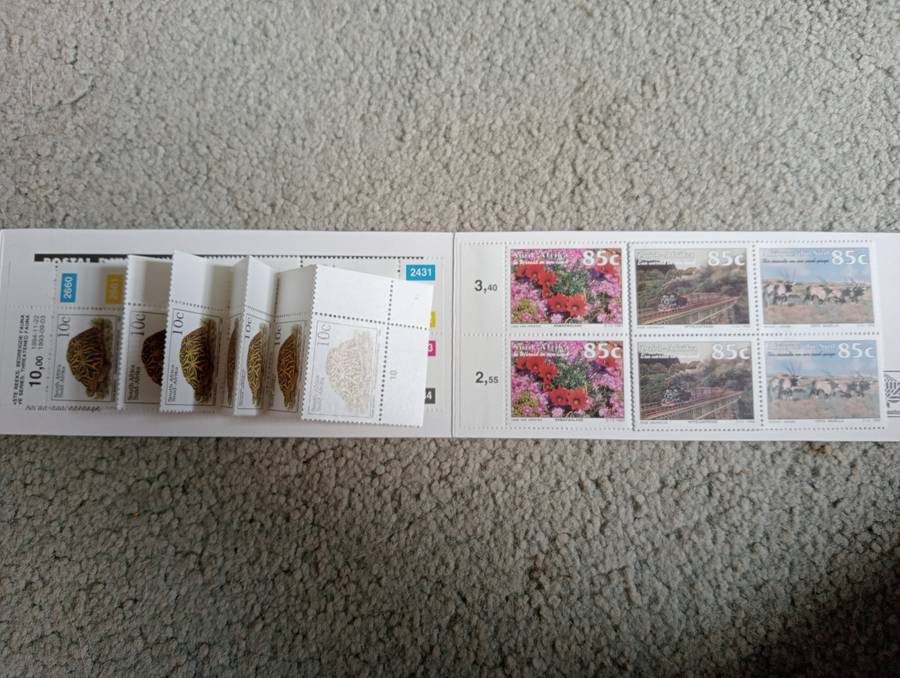 RSA-1993 VERY SCARCE TOURISIM BOOKLETS WITH ADDED PANES+ STICKERS-SEE BELOW