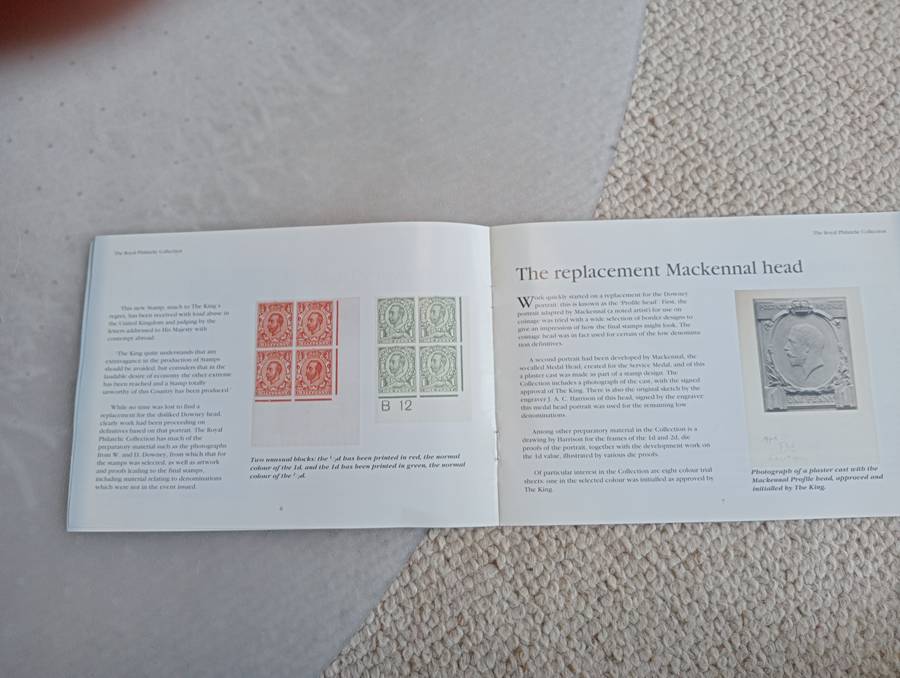 QEII ROYAL COLLECTION INVITATION 2000  { STUNNING }