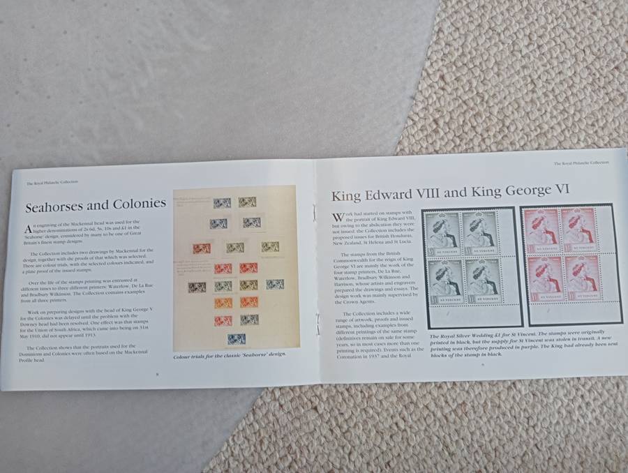 QEII ROYAL COLLECTION INVITATION 2000  { STUNNING }