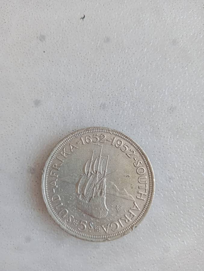 UNION  LOVELY 1952 SILVER 5 SHILLING COIN -SEE OTHER LISTINGS TODAY !!