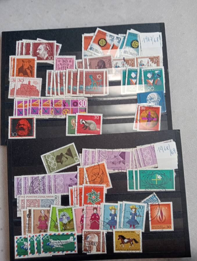 MASSIVE GOOD GERMANY,SAAR AND BERLIN COLLECTION IN CARD BOX WITH ALL THE STOCK CARDS-SEE BELOW