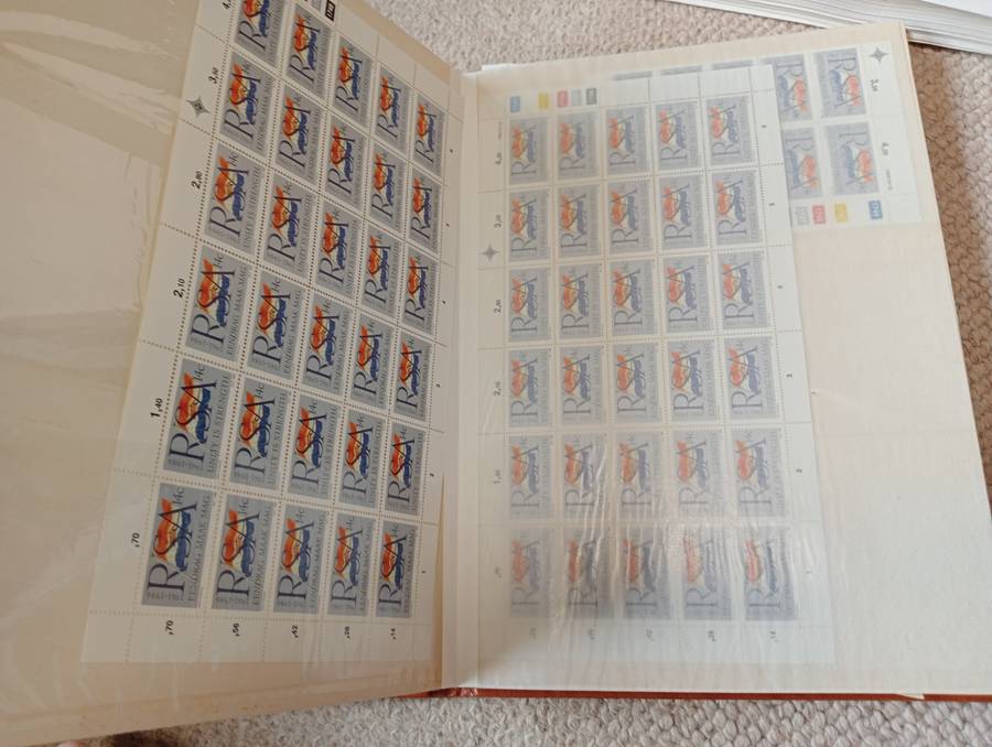 RSA-VERY USEFUL STOCK BOOK WITH MANY FULL SHEETS AND BLOCKS-HIGH VALUE LOT !!