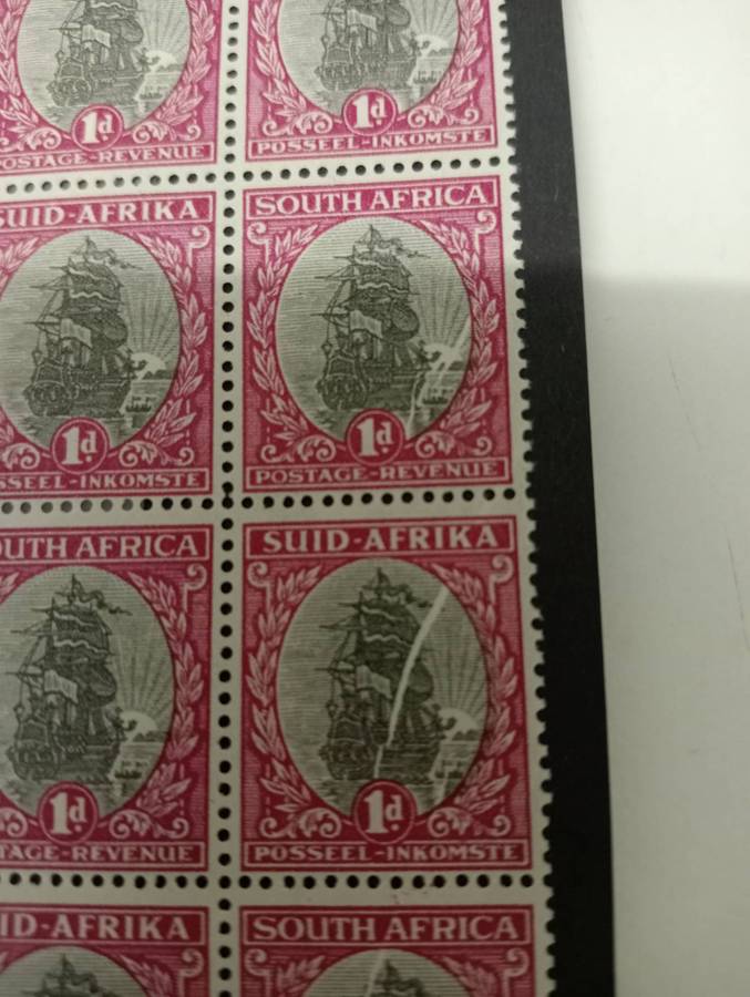 UNION-WELL COLLECTED PANE UMM SHOWING LOVELY FOLDING AFFECTING MANY STAMPS !!