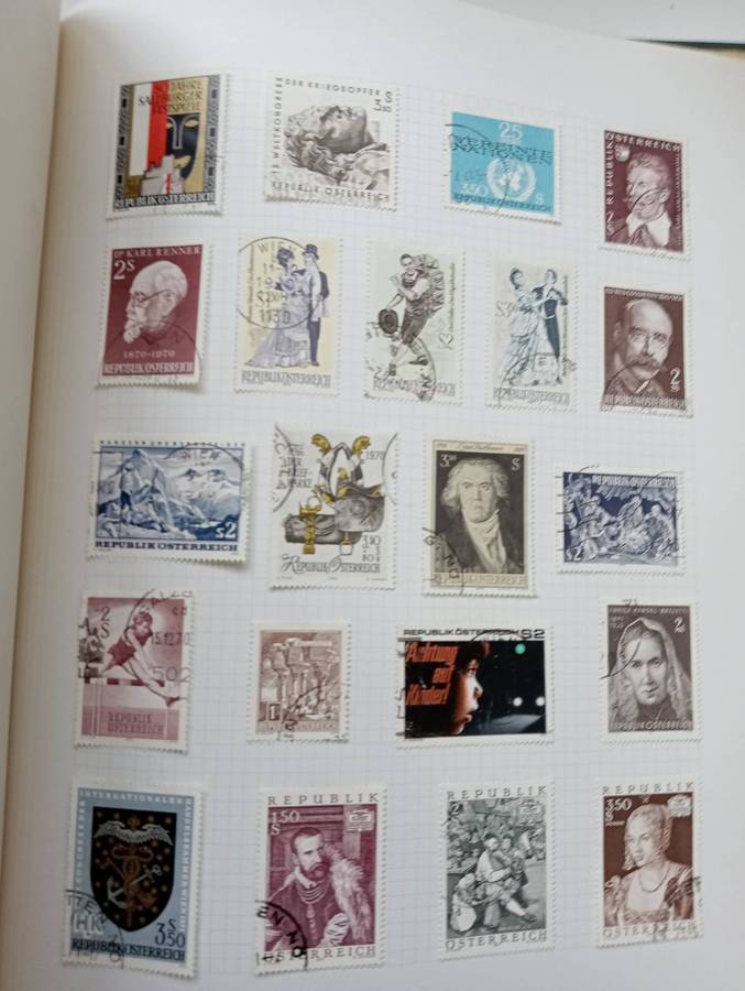 AUSTRIA-VALUABLE RUN-mini sheets included-must scroll down to see all