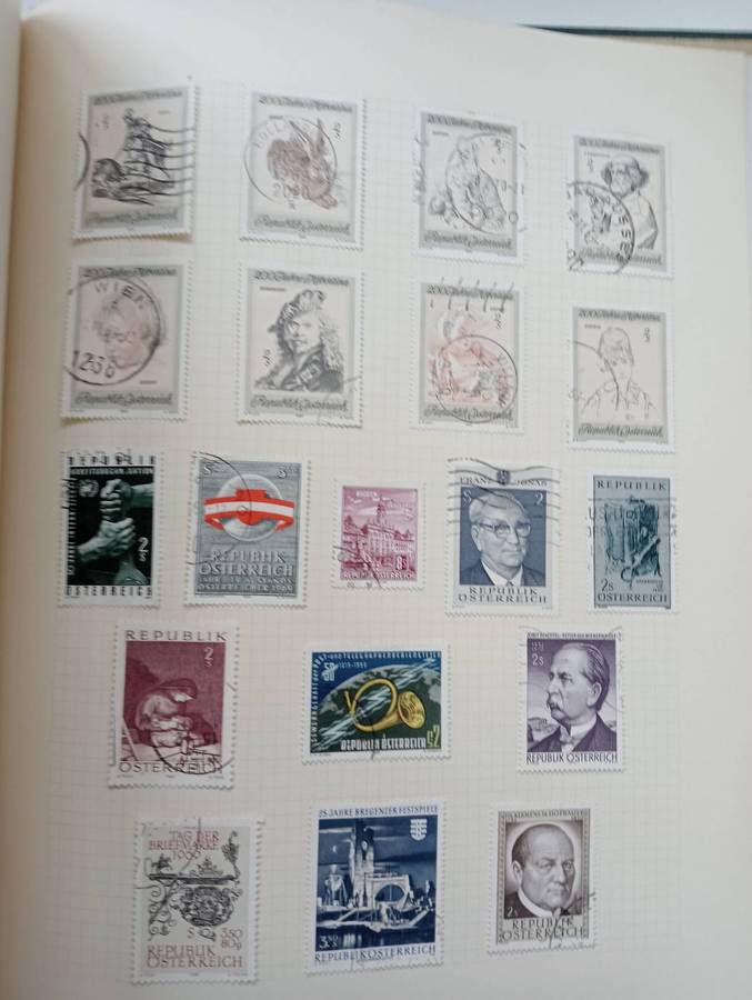 AUSTRIA-VALUABLE RUN-mini sheets included-must scroll down to see all