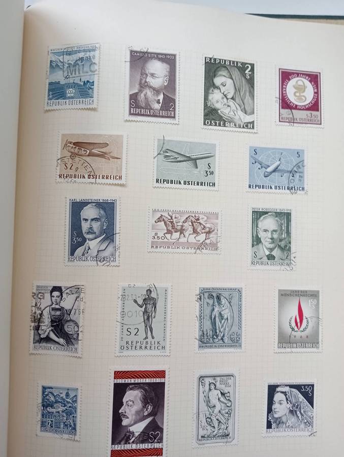 AUSTRIA-VALUABLE RUN-mini sheets included-must scroll down to see all