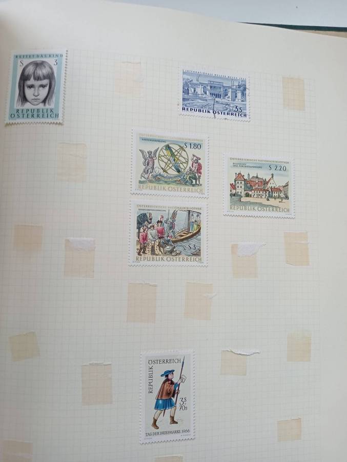 AUSTRIA-VALUABLE RUN-mini sheets included-must scroll down to see all