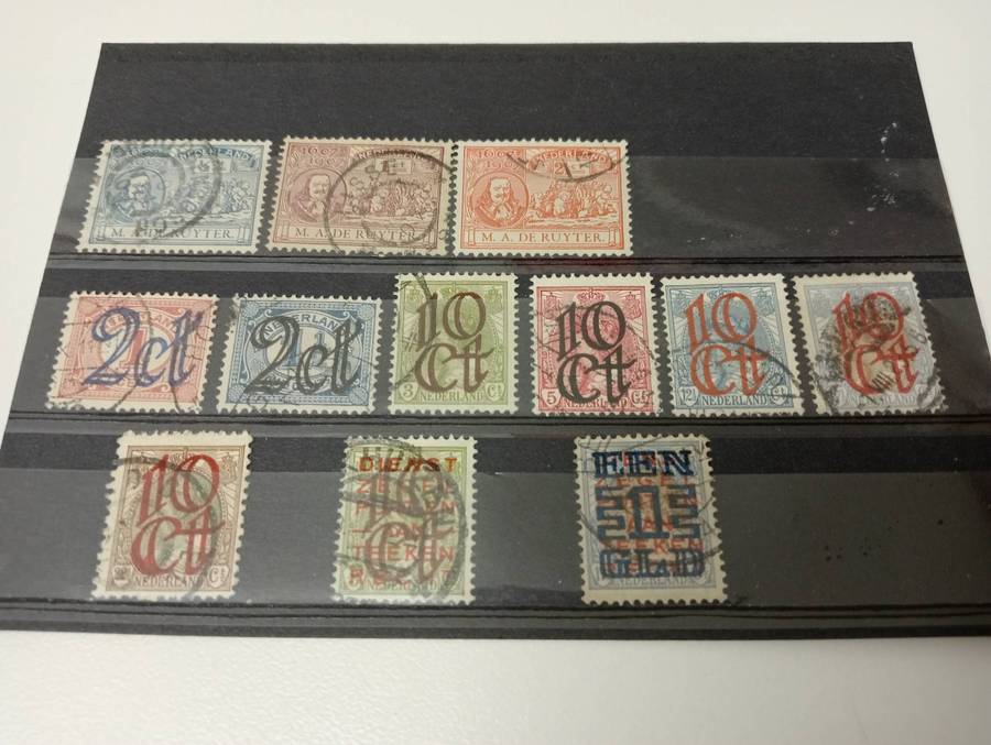 NETHERLANDS  R1400.00   vfu sets