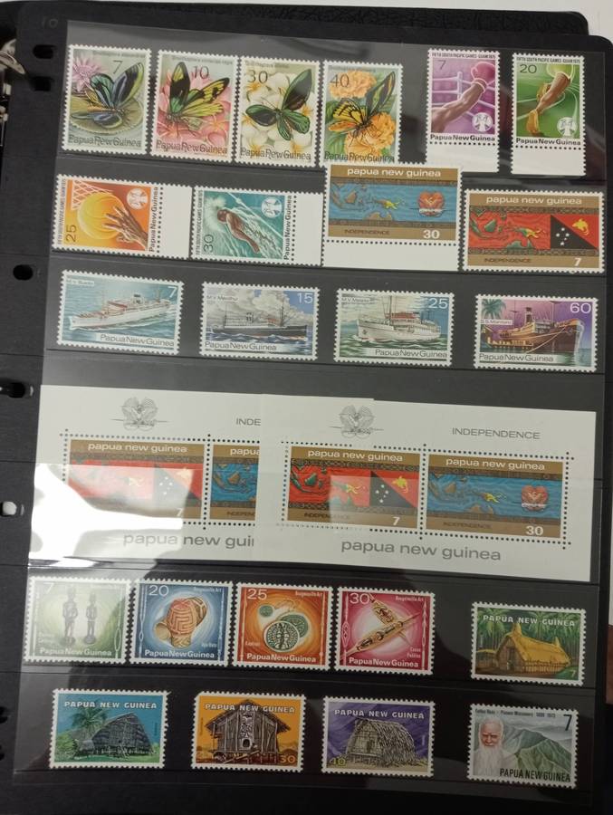PAPUA NEW GUINEA-LOVELY COLLECTION CONTROLS AND MUCH MORE UMM odd minor light tone.12 FULL PAGES
