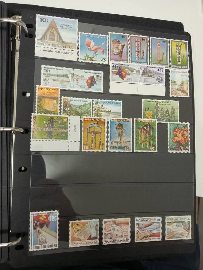 PAPUA NEW GUINEA-LOVELY COLLECTION CONTROLS AND MUCH MORE UMM odd minor light tone.12 FULL PAGES