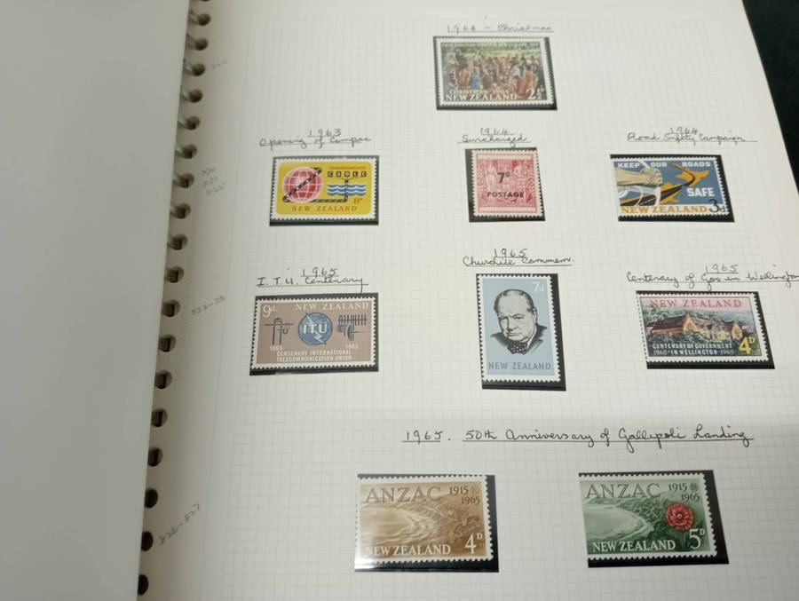 NEW ZEALAND-LOVELY UMM COLLECTION many mini sheets and MORE.NOT NEARLY ALL SHOWN !!