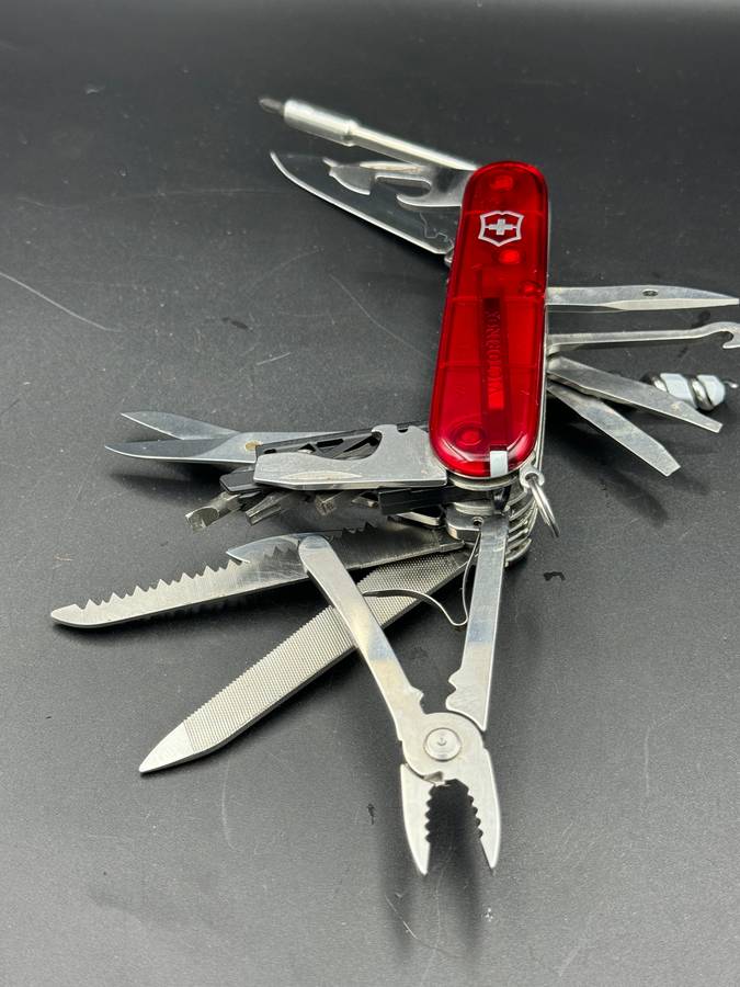 Victorinox CyberTool L With Fold-Out Bit Case - Transparent Red, 91mm