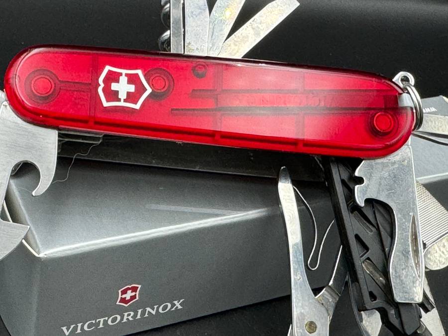 Victorinox CyberTool L With Fold-Out Bit Case - Transparent Red, 91mm