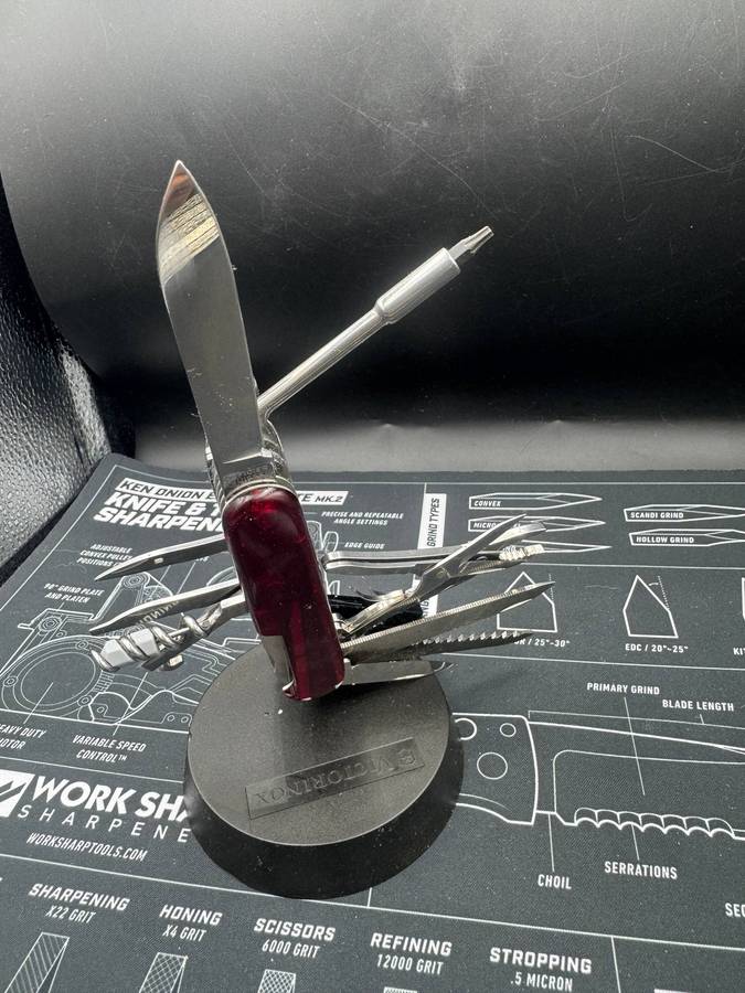 Victorinox CyberTool L With Fold-Out Bit Case - Transparent Red, 91mm