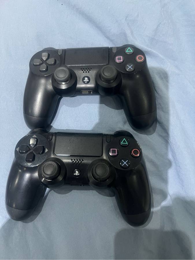 Sony PlayStation 4 with 2 controllers 1TB