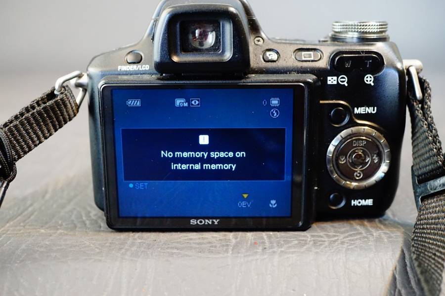 Sony Cyber-shot DSC-H50 Compact Bridge Digital Camera 9MP CCD 15x Zoom **Good Condition**