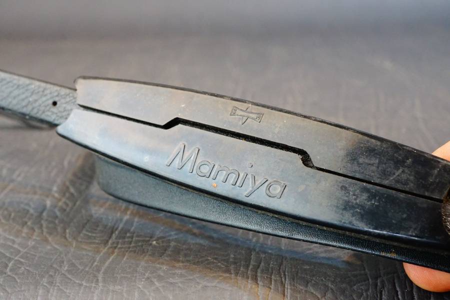 Mamiya Genuine Neck Shoulder Strap With Lugs For RB67 RZ67 M645 **Good Condition**