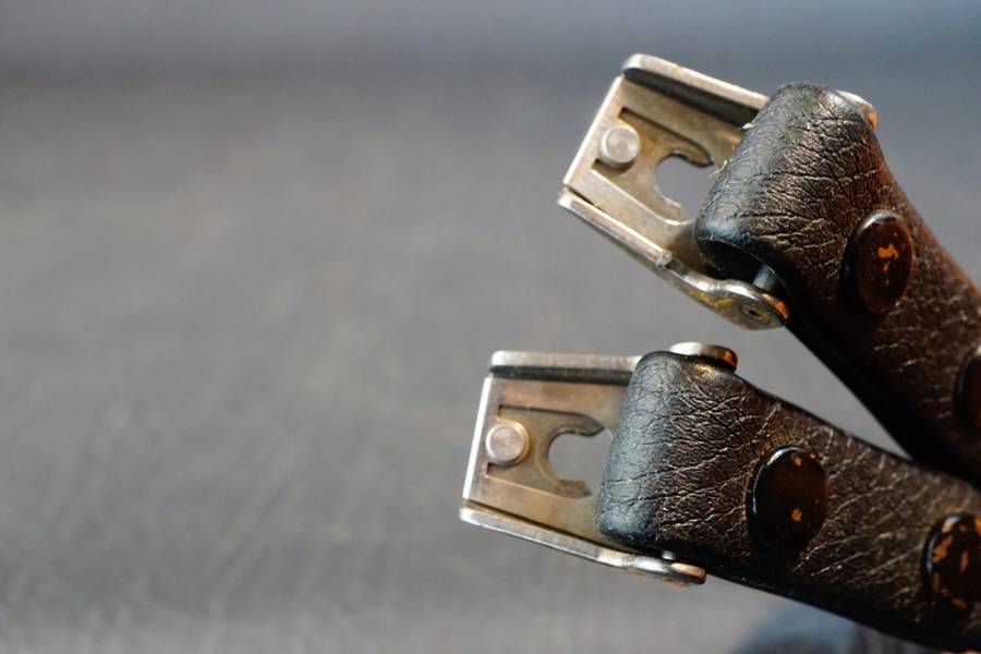 Mamiya Genuine Neck Shoulder Strap With Lugs For RB67 RZ67 M645 **Good Condition**