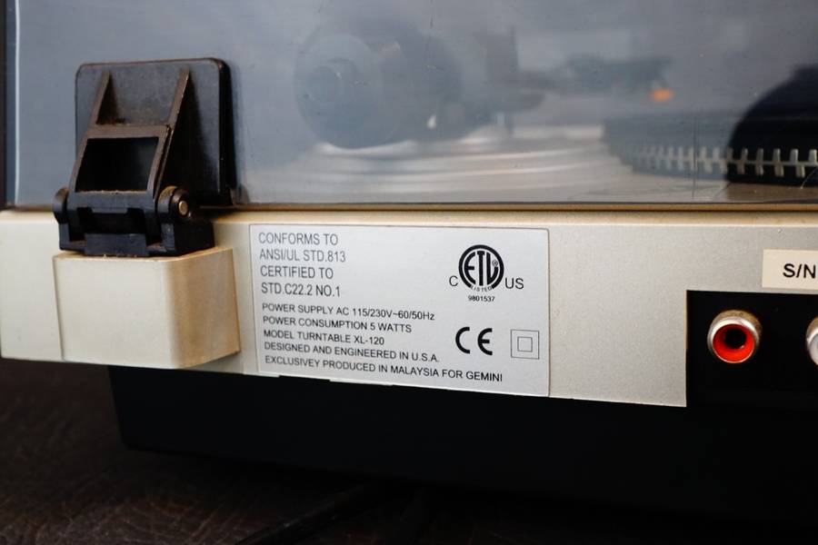 Gemini XL120 Belt Drive Turntable with Dustcover **Great Condition**