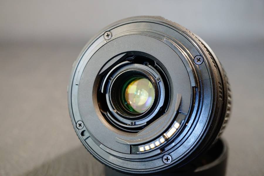 Tamron AF 28-300mm F/3.5-6.3 XR Di LD Aspherical Zoom Lens in Canon EF Mount   **Great Condition**