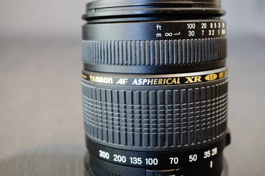 Tamron AF 28-300mm F/3.5-6.3 XR Di LD Aspherical Zoom Lens in Canon EF Mount   **Great Condition**