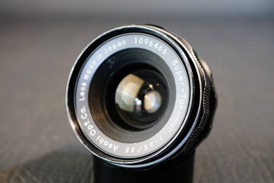 Asahi Super Takumar 35mm F3.5 Lens in M42 Screw Mount  **Good Condition**