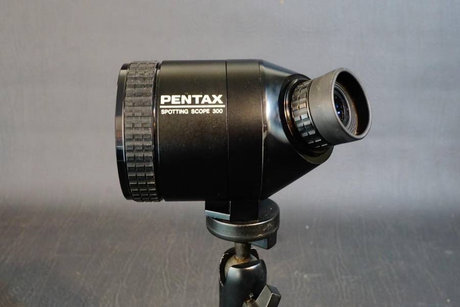 Pentax Spotting Scope 300 Telephoto Mirror Spotting Scope with Case **Excellent Condition**