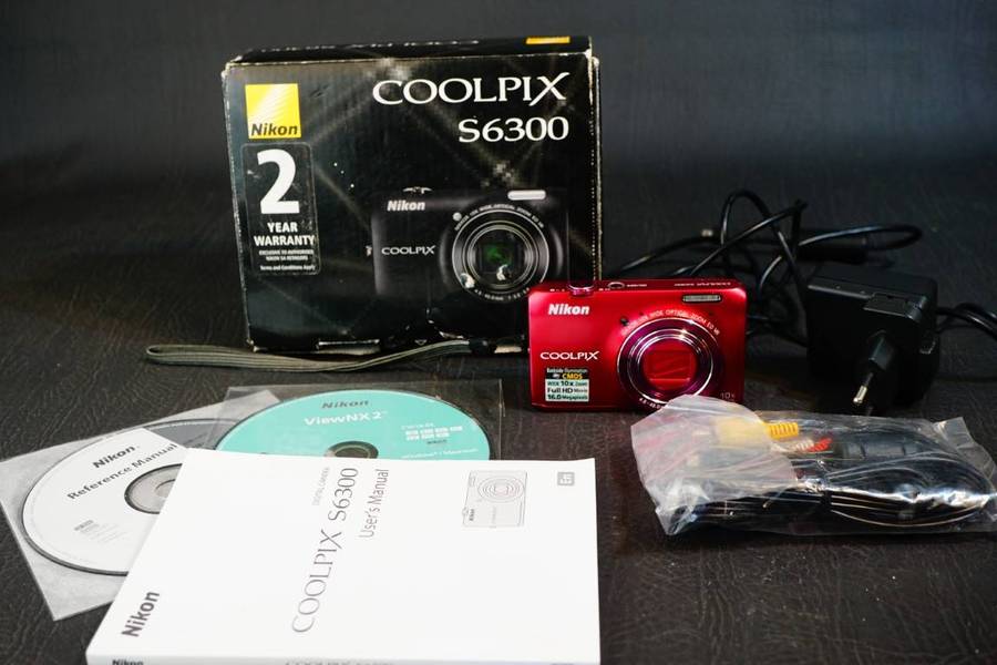 Nikon Coolpix S6300 16.0MP Red Compact Digital Camera with 10x Optical Zoom **Great Condition**