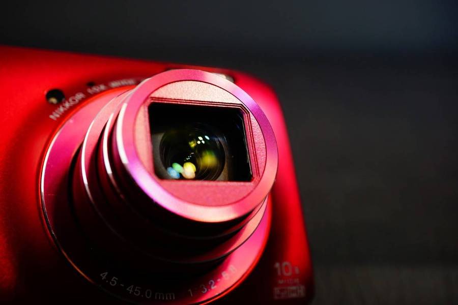 Nikon Coolpix S6300 16.0MP Red Compact Digital Camera with 10x Optical Zoom **Great Condition**