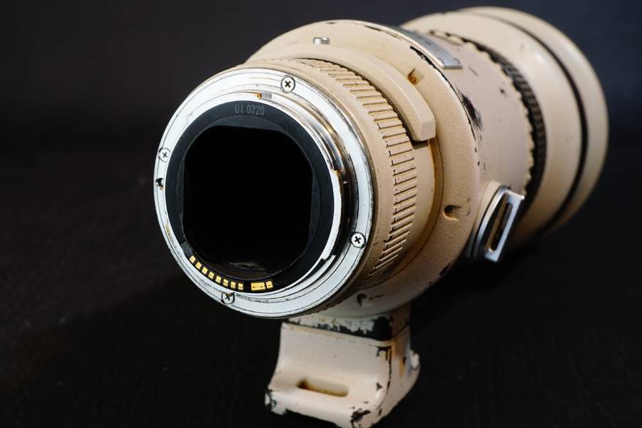 Canon EF 300mm f2.8 L Series Ultrasonic Lens in Canon AF Mount   **Good Condition, Well Used**