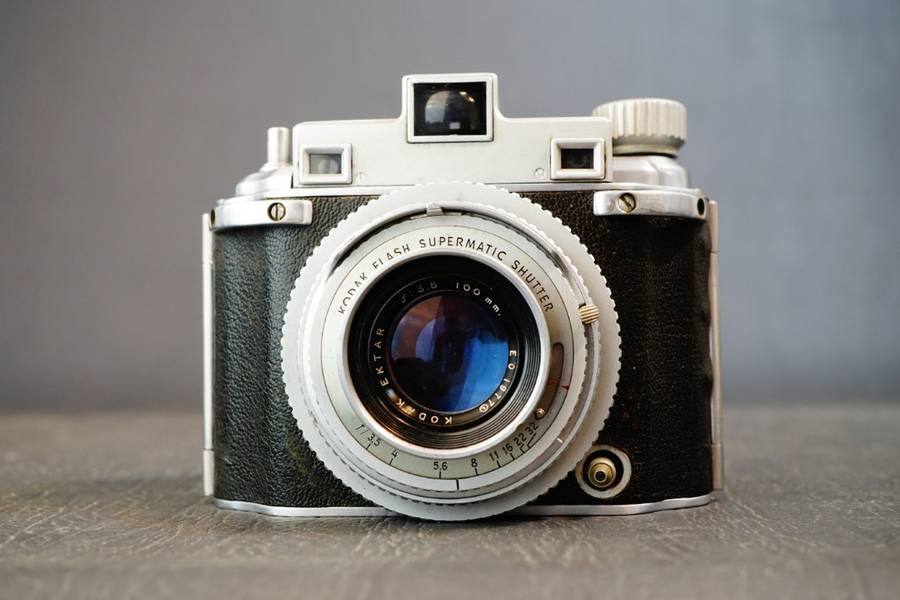 Kodak Medalist II 620 Film Range finder Camera with Ektar 100mm f3.5 Lens **Great Condition**