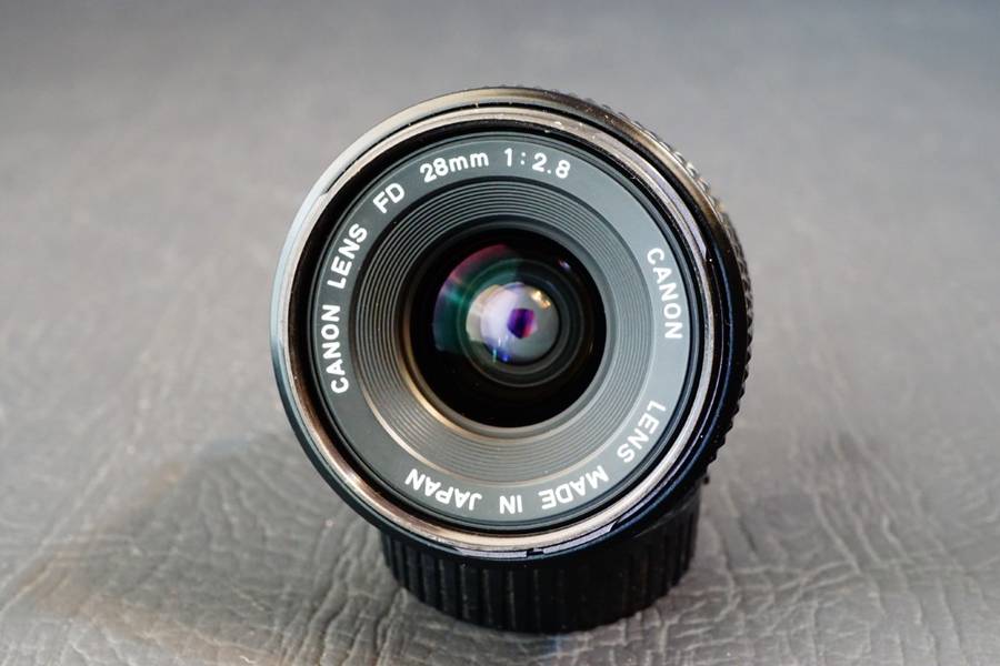 **Boxed** Canon FD 28mm F2.8 Lens in Canon FD Mount  **Excellent Condition**